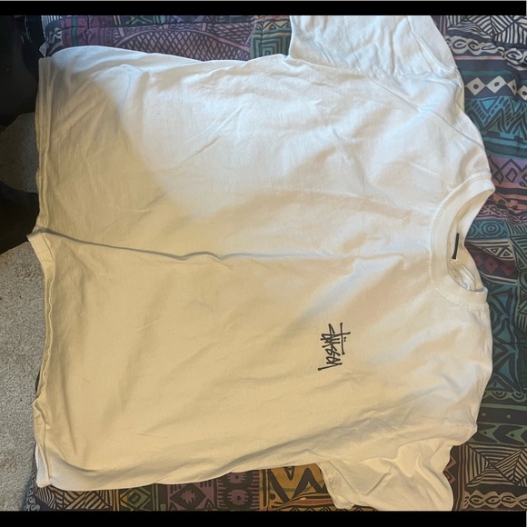 Stussy shirts medium and large - Picture 2 of 4